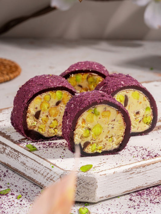 Rahat Turcesc umplut cu Cremă de Alune, Dude Negre, Fistic și Ciocolată